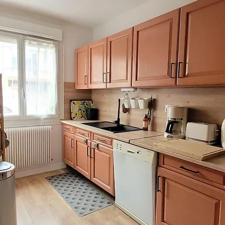 La Petite Maison Rose Au Centre D'albi