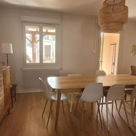 Holiday home La Petite Maison Rose Au Centre D'albi Albi